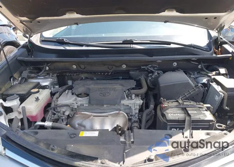 2017 Toyota Rav4 Xle z USA, uszkodzony, nr VIN 2T3RFREV5HW656166